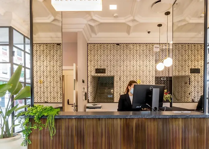 L&h Gran Via Hotel